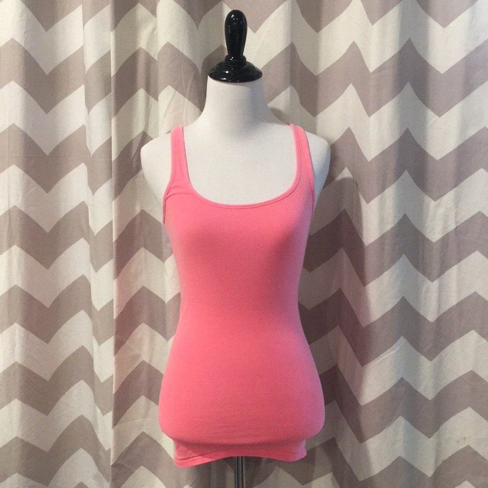 VS Pink tank